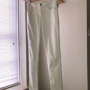 Levi High Rise Skinny White Jeans